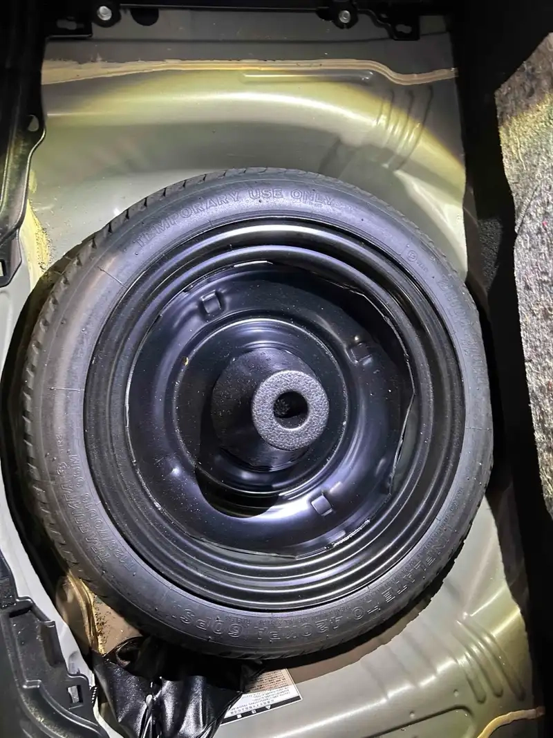 TOYOTA AQUA S Thumbnail 23