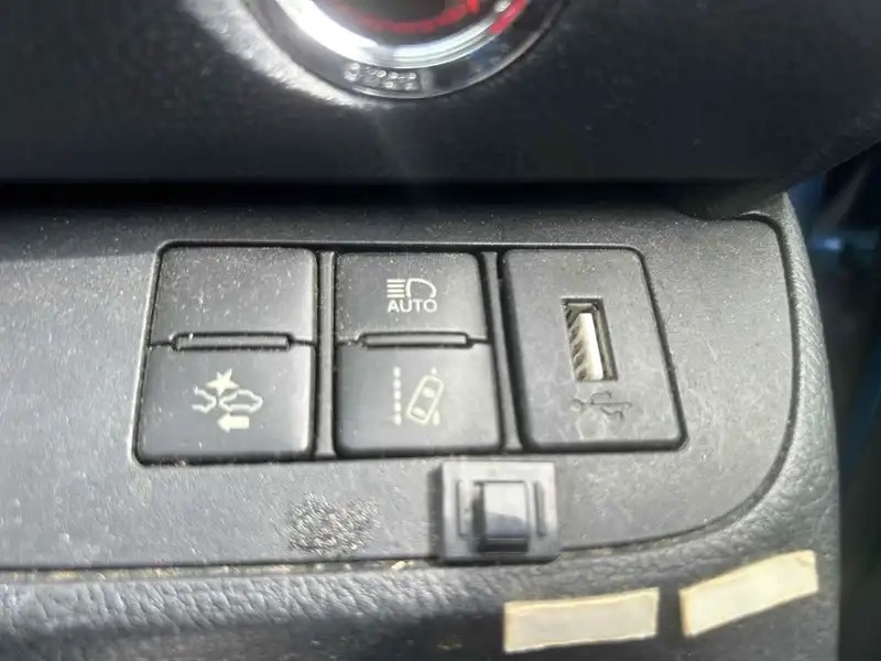 TOYOTA SIENTA HYBRID G Thumbnail 6