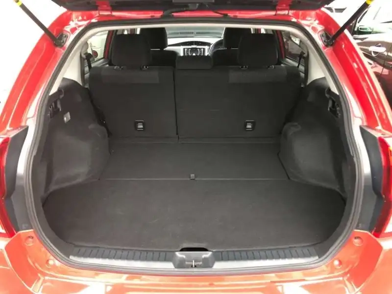 TOYOTA COROLLA FIELDER HYBRID Thumbnail 9