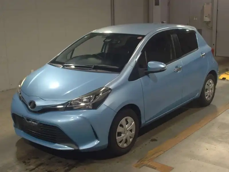 TOYOTA VITZ 1.3F LED EDITION Thumbnail 3