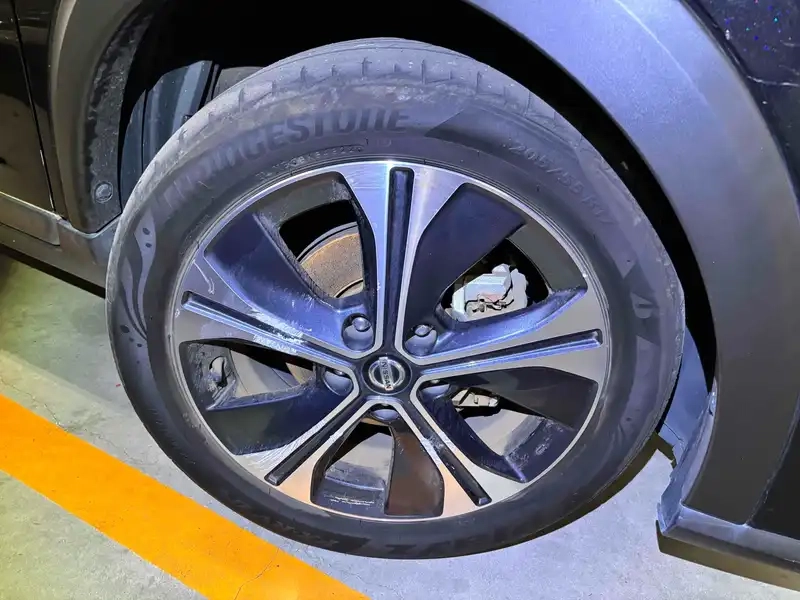NISSAN KICKS X Thumbnail 22