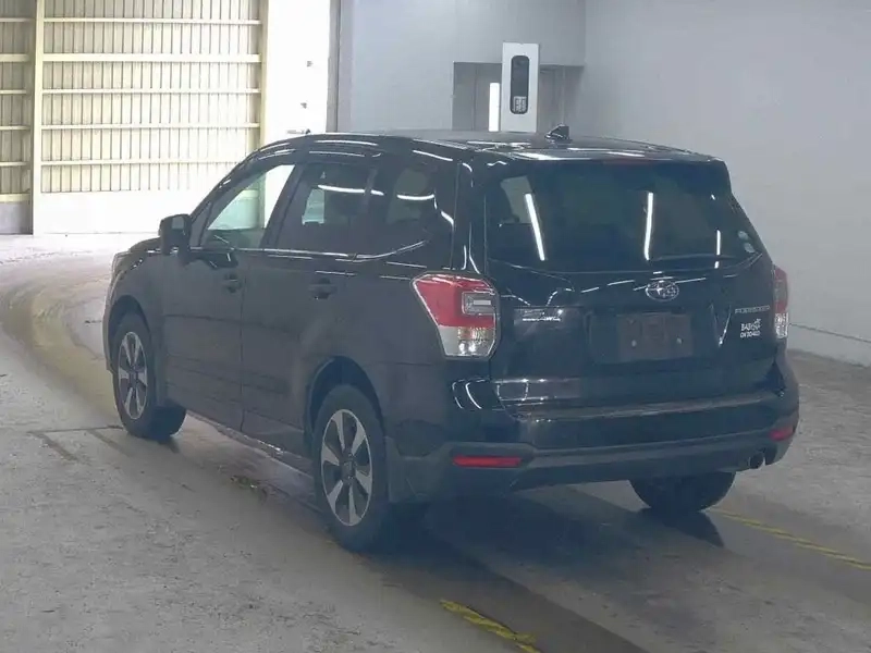 SUBARU FORESTER 4WD 2.0I-L EYESIGHT Thumbnail 4