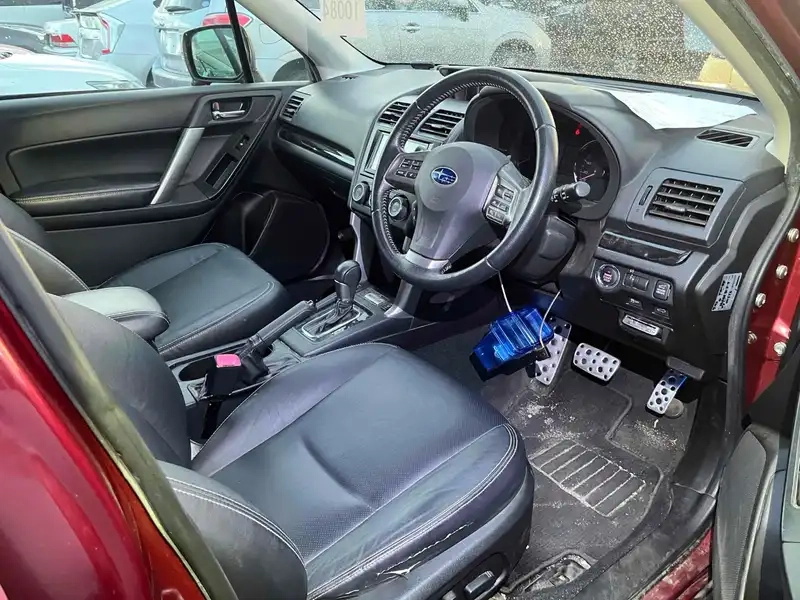 SUBARU FORESTER 4WD 2.0XT EYESIGHT Thumbnail 3