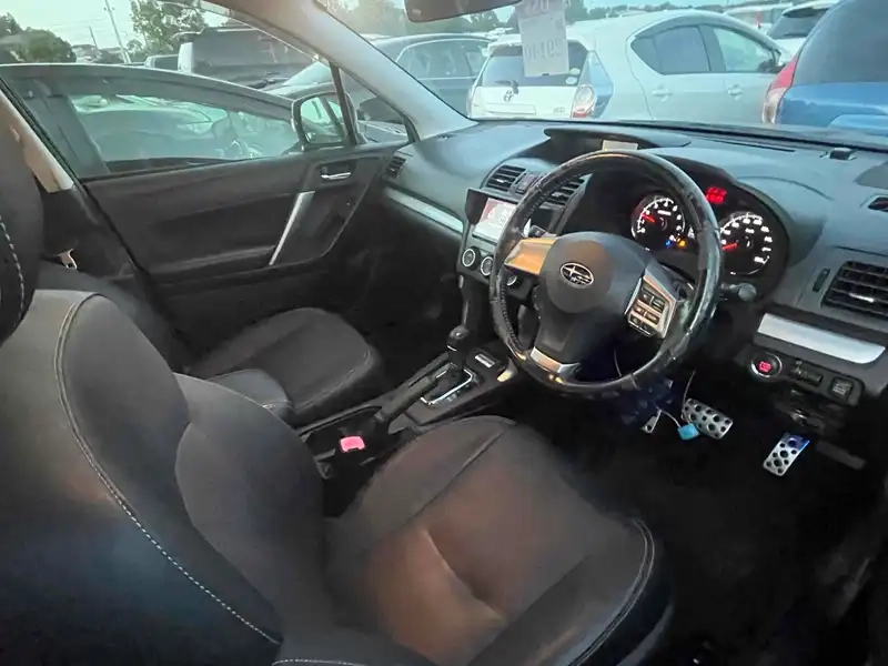SUBARU FORESTER 4WD 2.0XT EYESIGHT Thumbnail 9