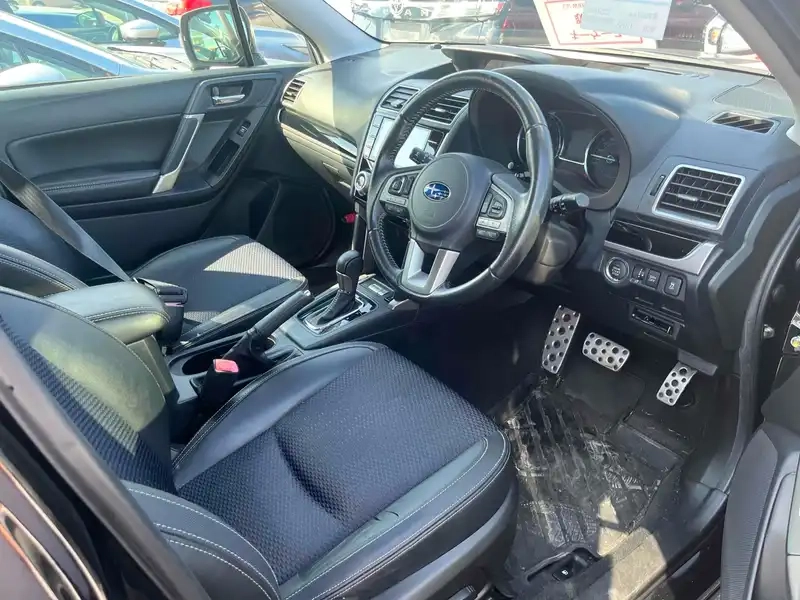 SUBARU FORESTER 2.0XT EYESIGHT ADVANCED LINE 4WD Thumbnail 3
