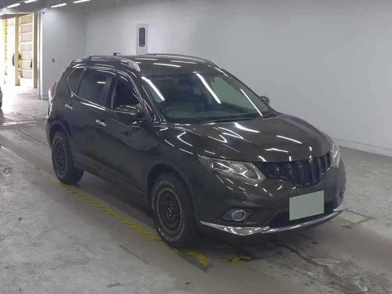 NISSAN X-TRAIL 20X Thumbnail 3