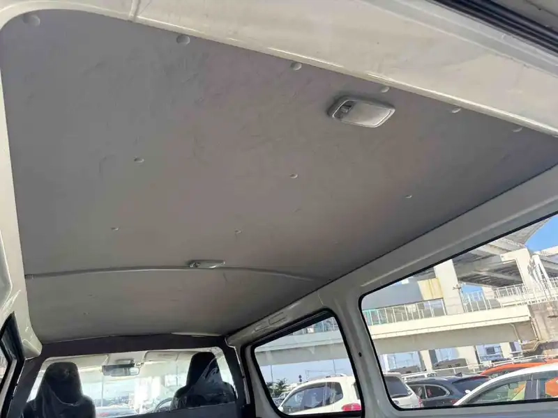 TOYOTA HIACE VAN LONGDX Thumbnail 14