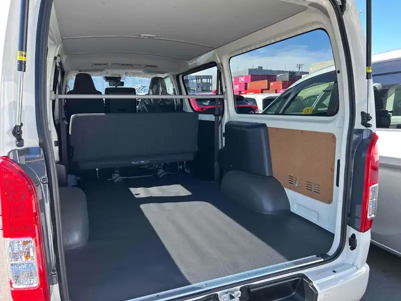 TOYOTA HIACE VAN LONG DX GL PACKAGE Thumbnail 13