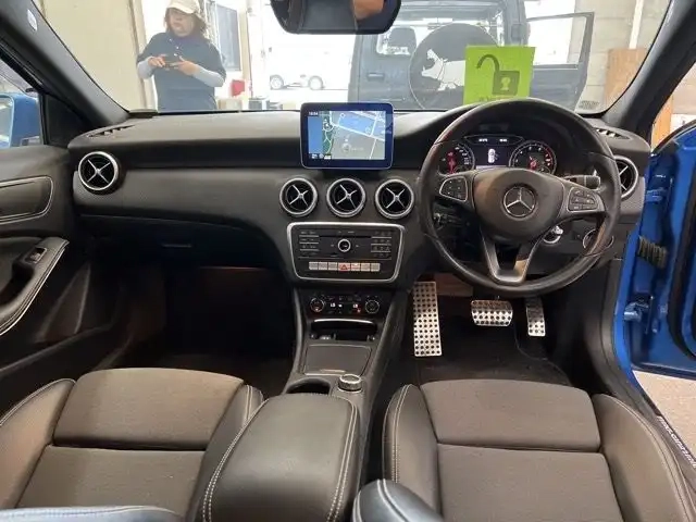 MERCEDES BENZ BENZ A CLASS A180 Thumbnail 4