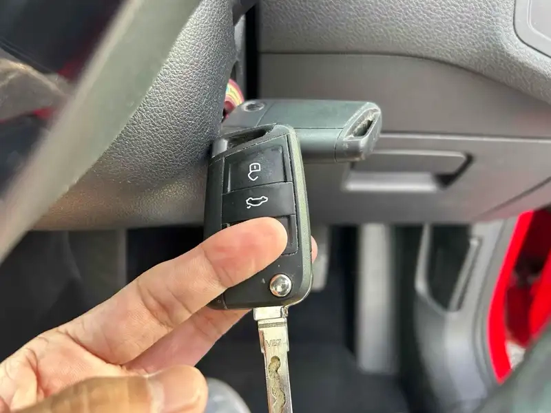 VOLKSWAGEN GOLF TSI COMFORT LINE BLUEMOTION TE Thumbnail 9