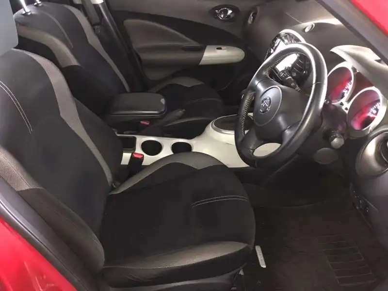 NISSAN JUKE 15RX PERSONARIZATION Thumbnail 5