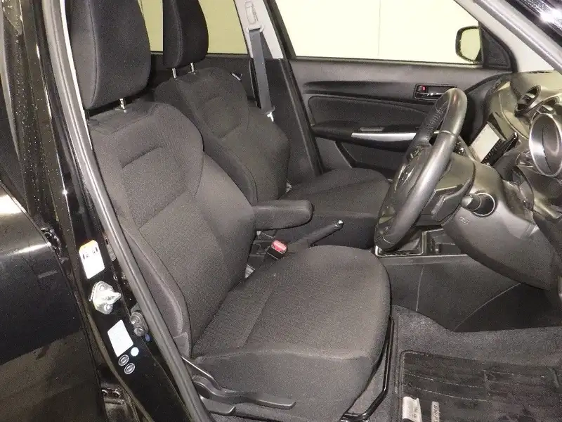 SUZUKI SWIFT HYBRID ML SAFETY PACKAGE Thumbnail 8