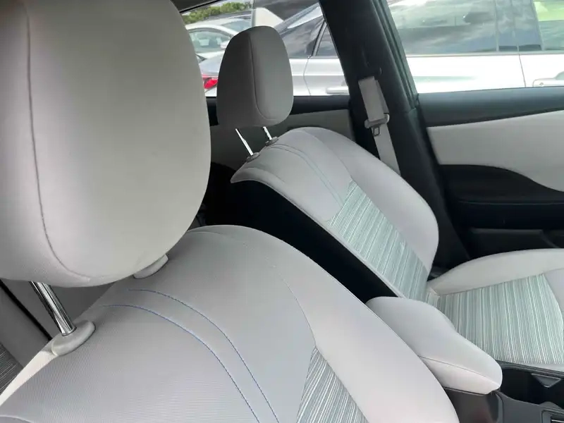 NISSAN LEAF G Thumbnail 4