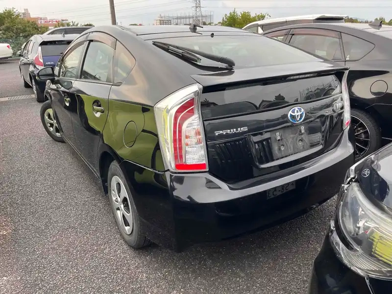 TOYOTA PRIUS S Thumbnail 2