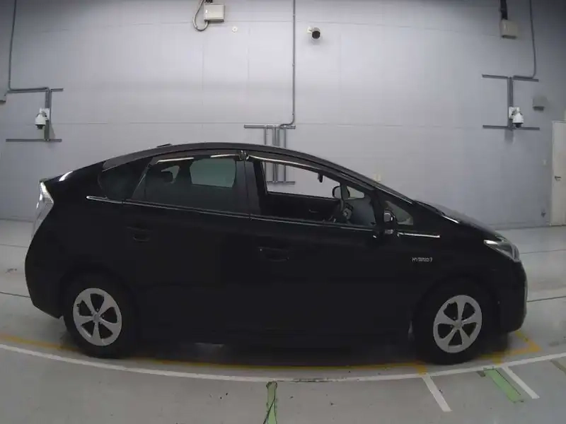 TOYOTA PRIUS S Thumbnail 9