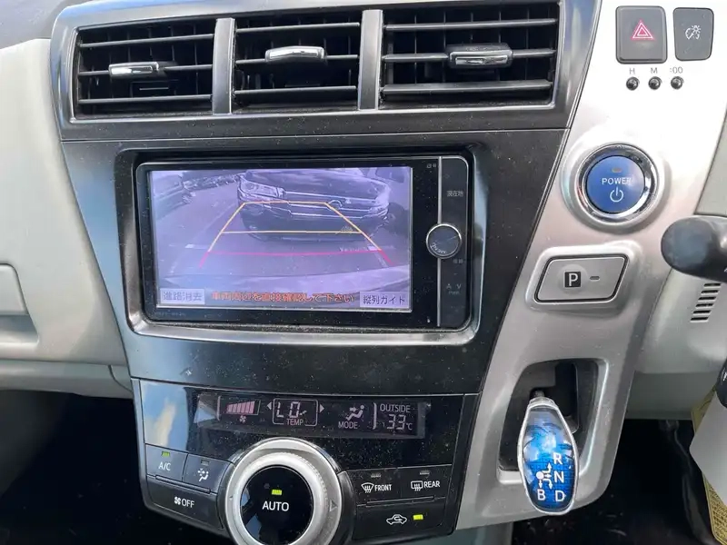TOYOTA PRIUS ALPHA S Thumbnail 15