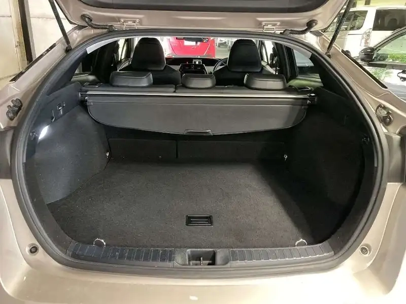 TOYOTA PRIUS S Thumbnail 8