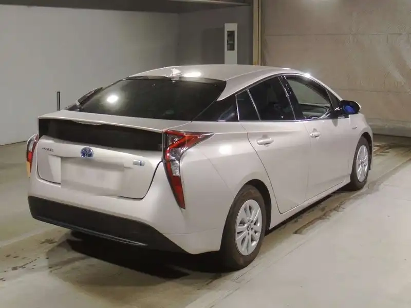 TOYOTA PRIUS S Thumbnail 2