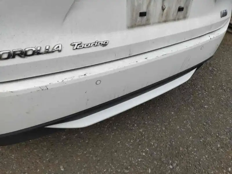 TOYOTA COROLLA TOURING HV Thumbnail 9