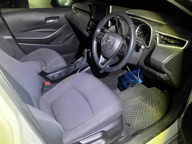 TOYOTA COROLLA TOURING 4WD HYBRID S Thumbnail 5