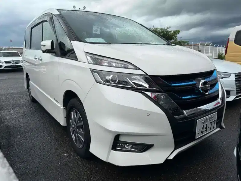 2018 Nissan Serena Hybrid