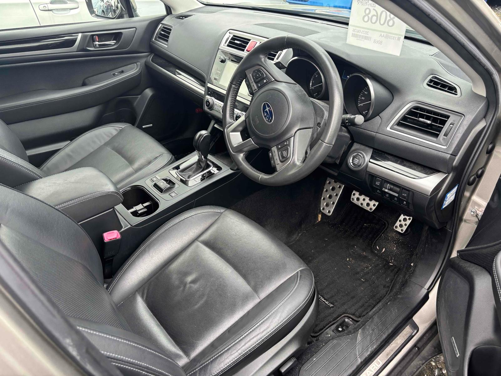 SUBARU LEGACY OUTBACK LIMITED 4WD Image 10