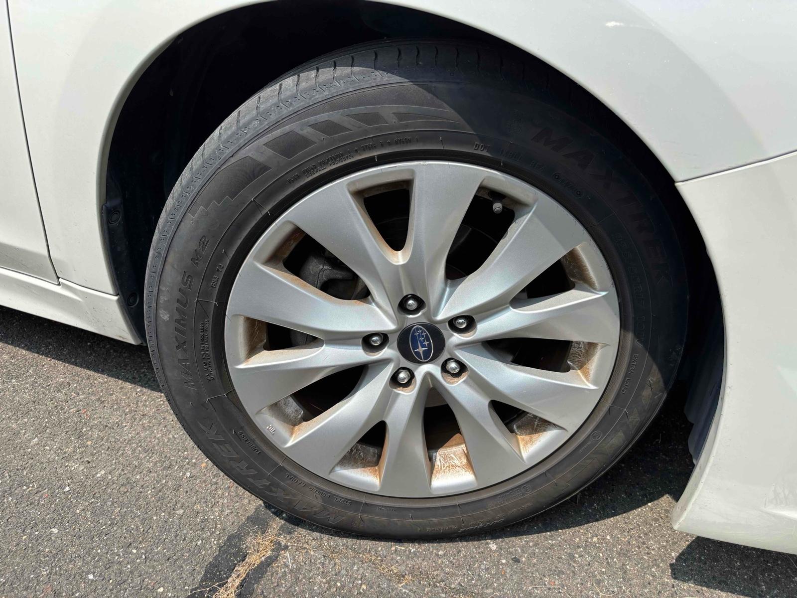 SUBARU LEGACY B4 B4 4WD Image 13