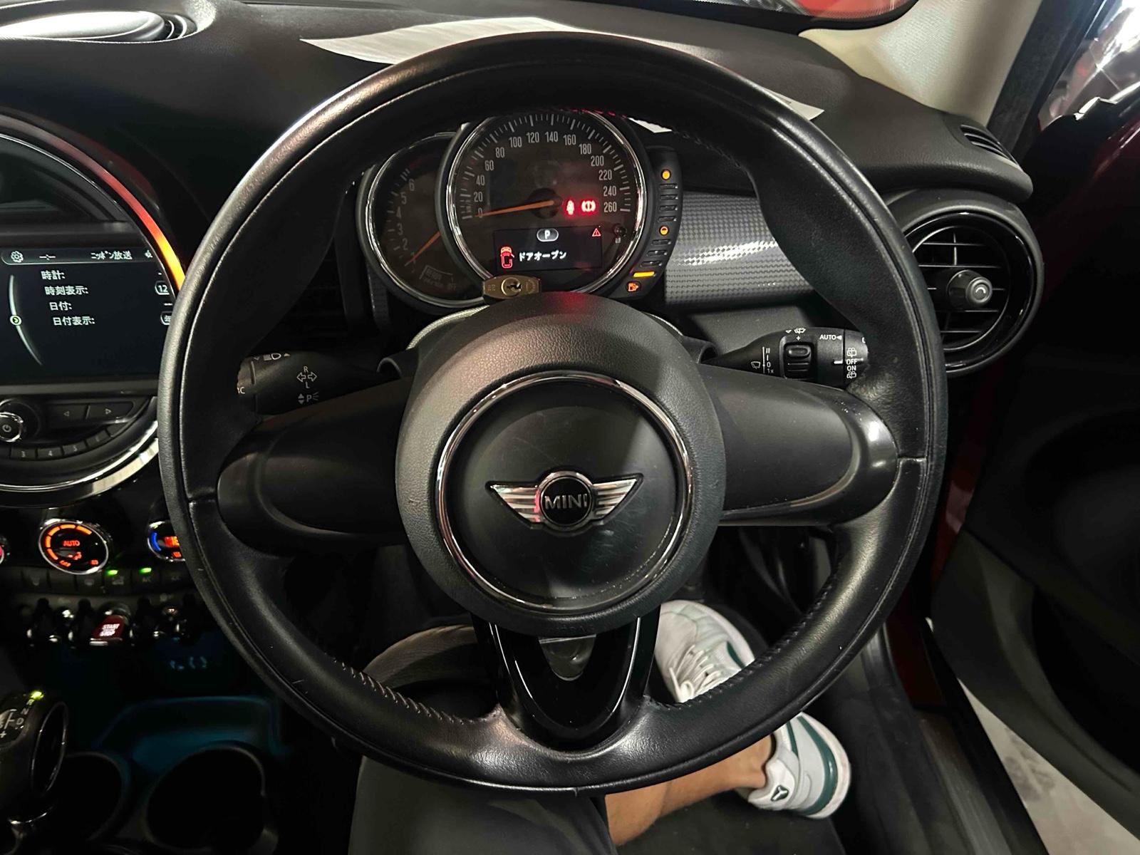 MINI  COOPER Image 9