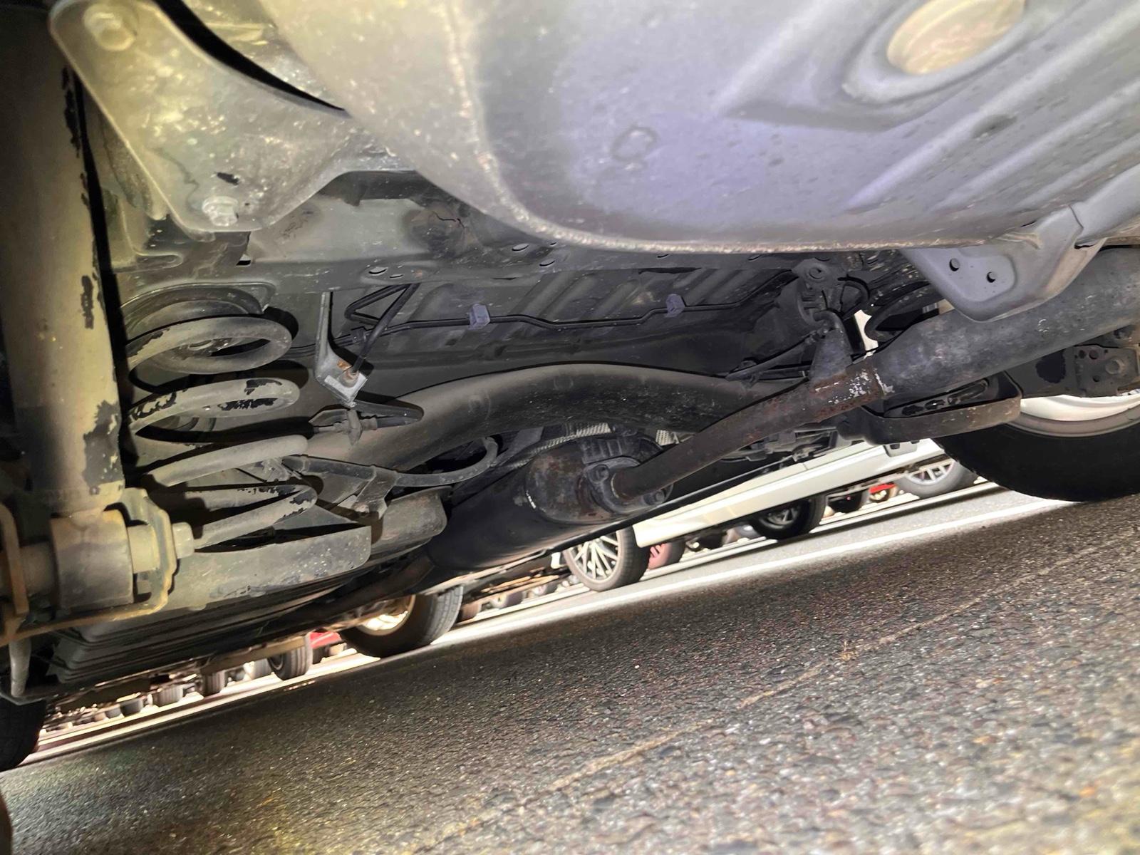 TOYOTA ESQUIRE HYBRID GI Image 35