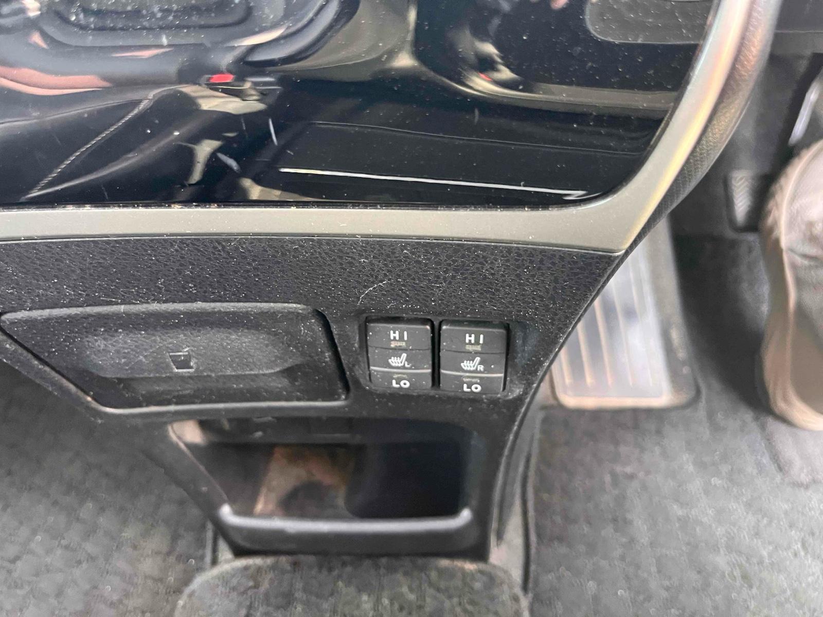 TOYOTA ESQUIRE HYBRID GI Image 13