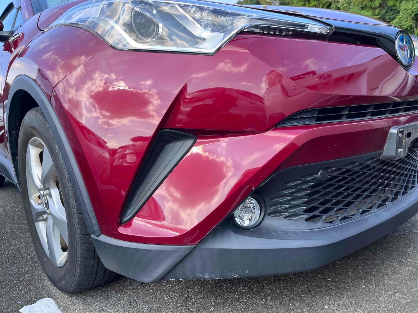 TOYOTA C-HR S Image 12
