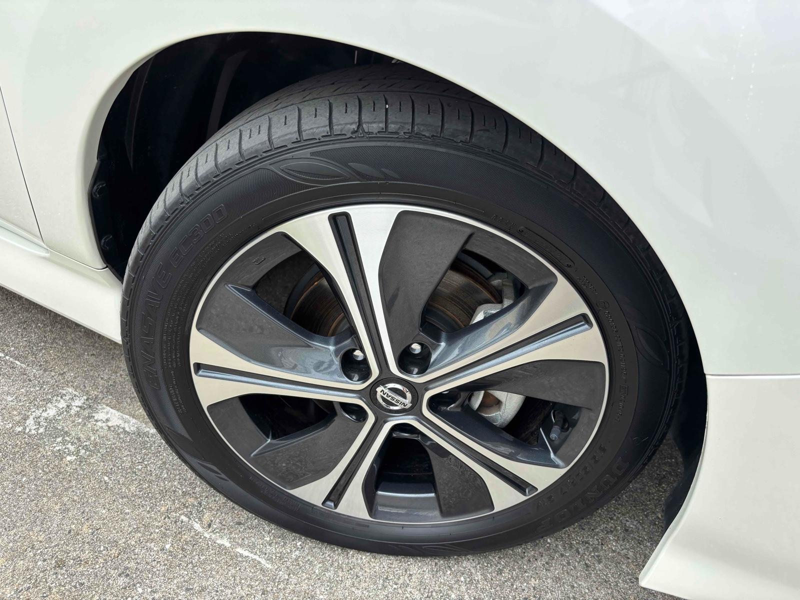 NISSAN LEAF X V SMART Image 18