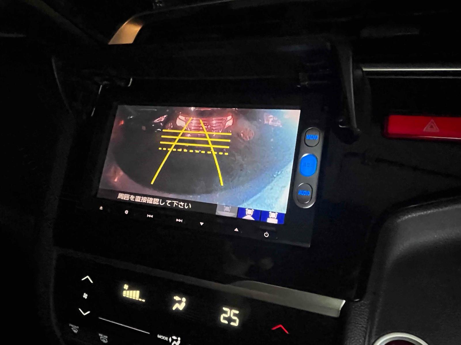 HONDA FIT HYBRID L PACKAGE Image 15