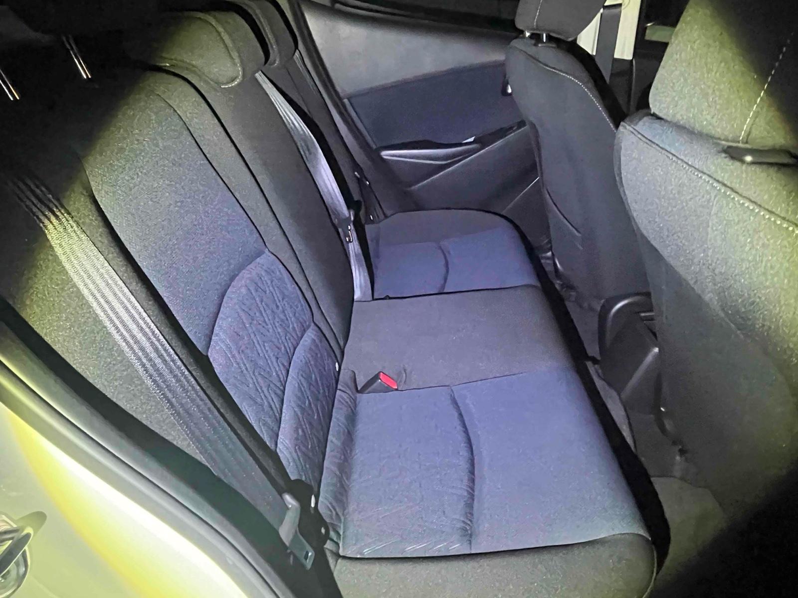 MAZDA DEMIO 13S Image 11