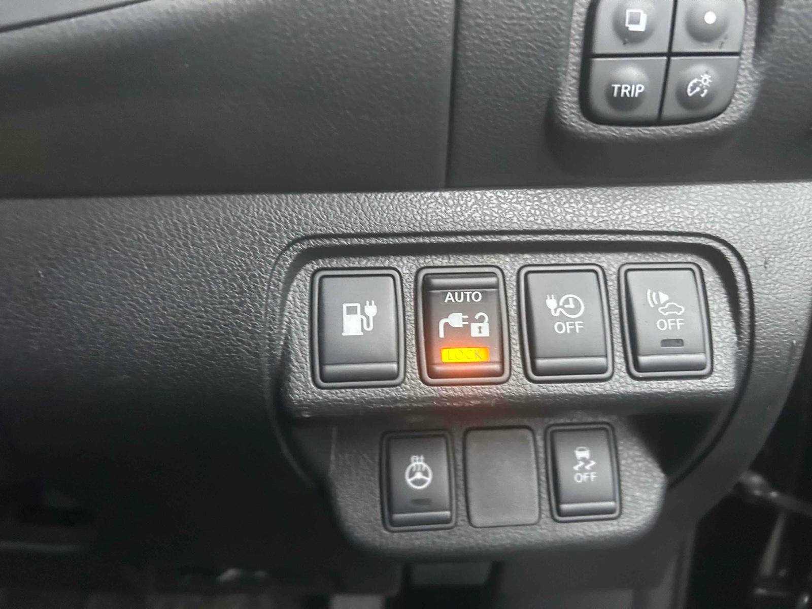 NISSAN LEAF 30G Image 17