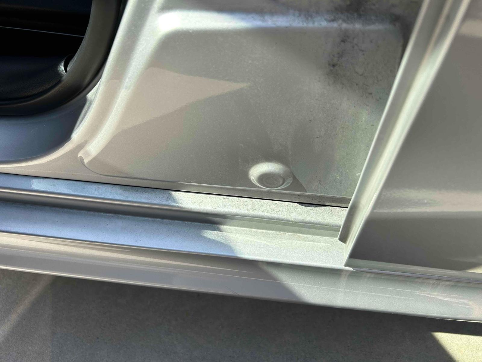 TOYOTA YARIS HYBRID X Image 23