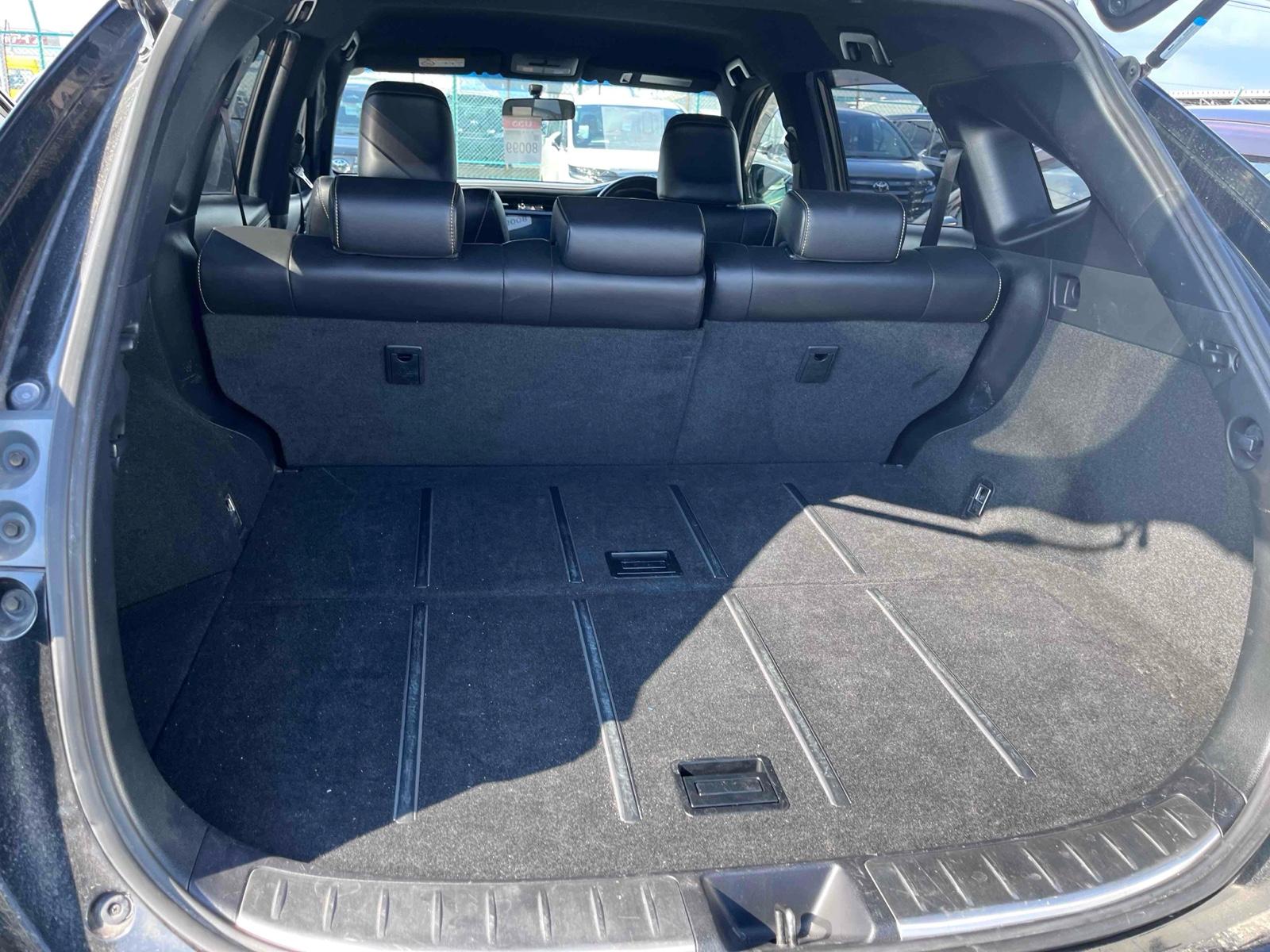 TOYOTA HARRIER 4WD ELEGANCE Image 19