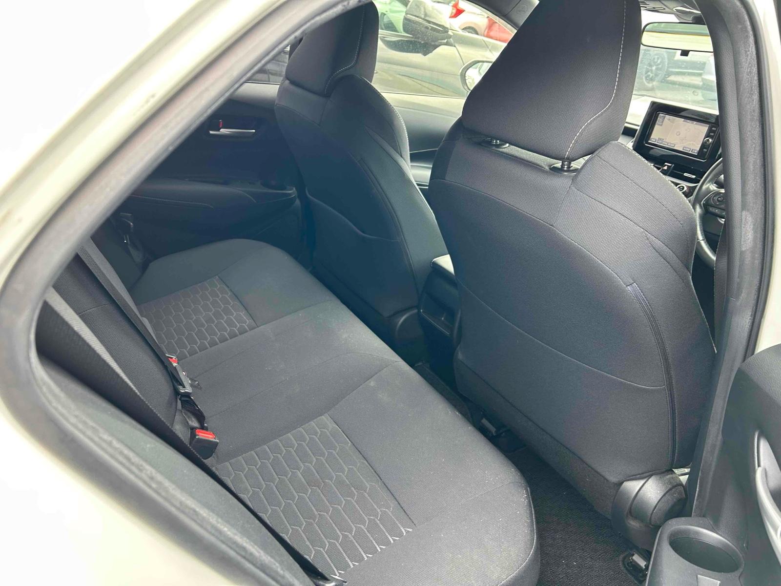 TOYOTA COROLLA SPORTS HYBRID G Image 11