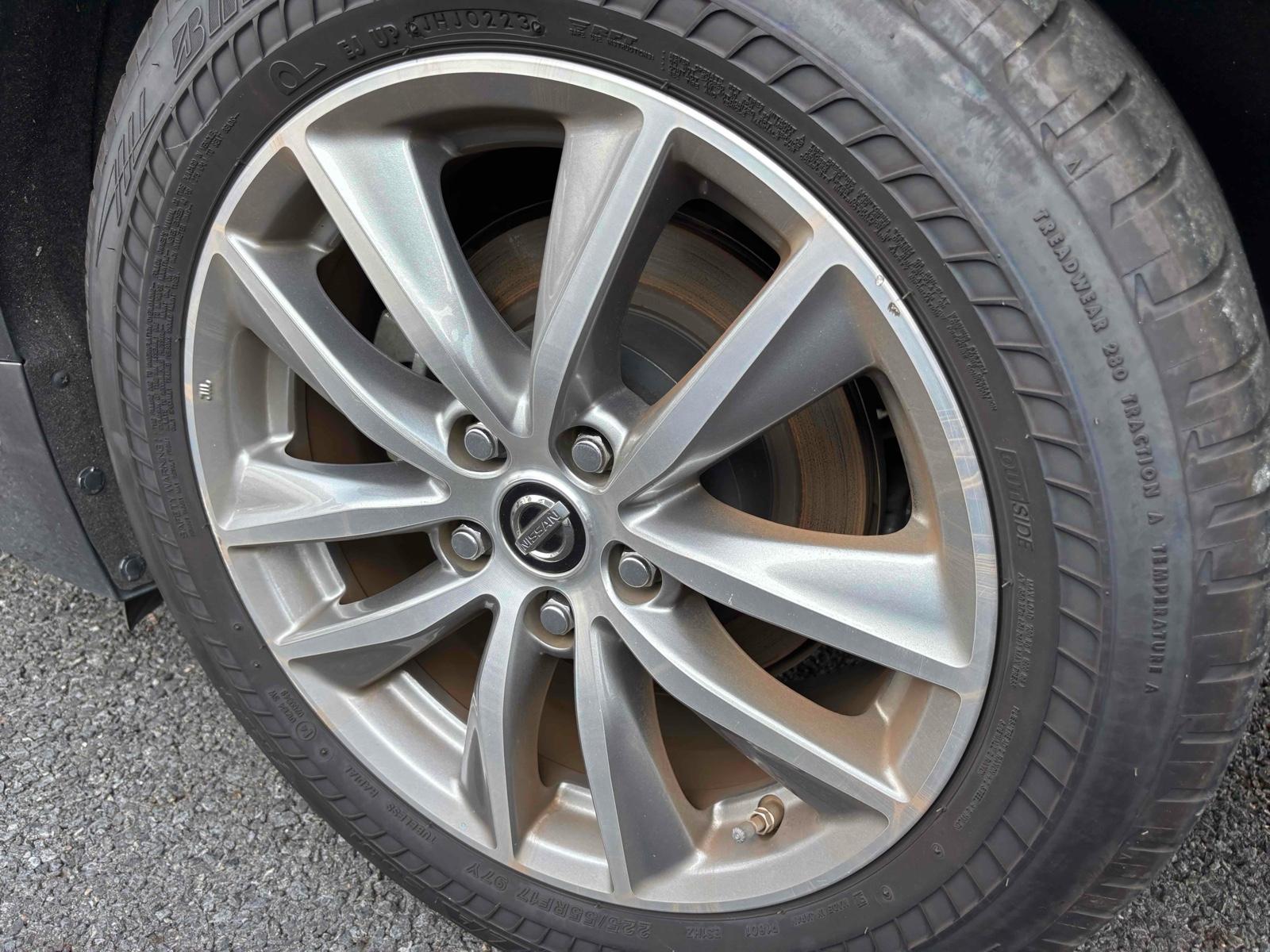 NISSAN SKYLINE GT Image 19