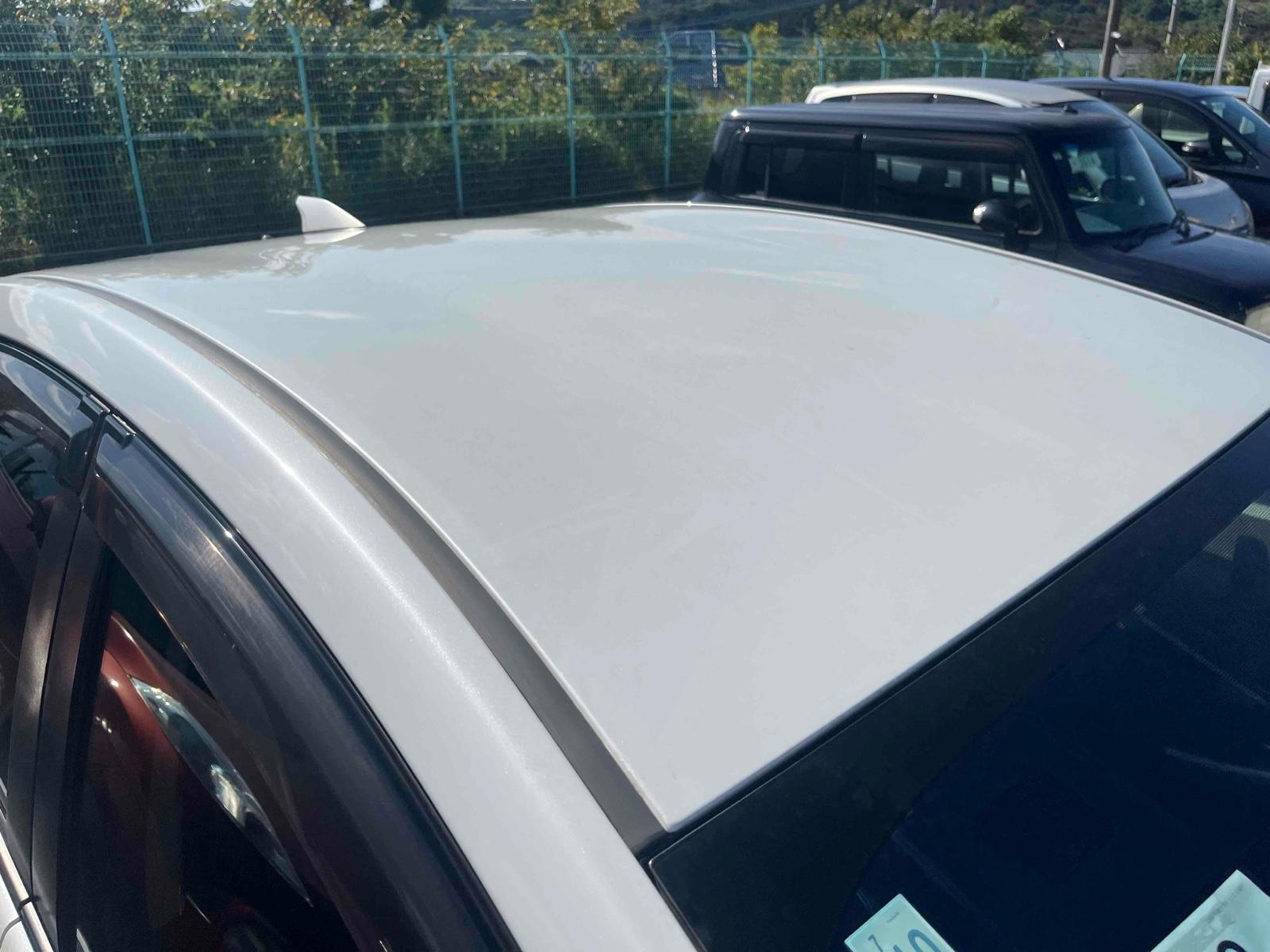 TOYOTA PRIUS S TOURING SELECTION Image 9