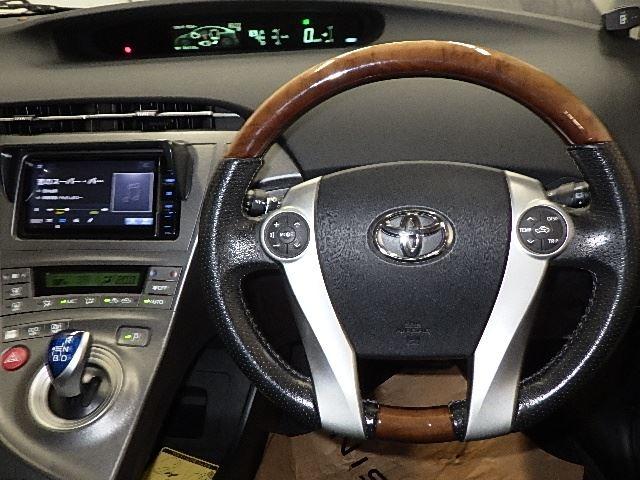TOYOTA PRIUS S TOURING SELECTION Image 5