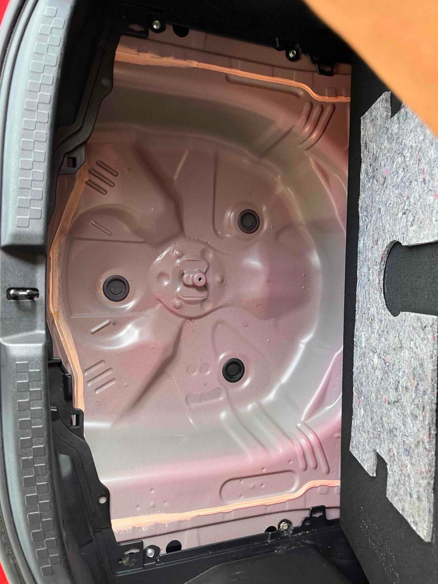 TOYOTA AQUA S Image 22
