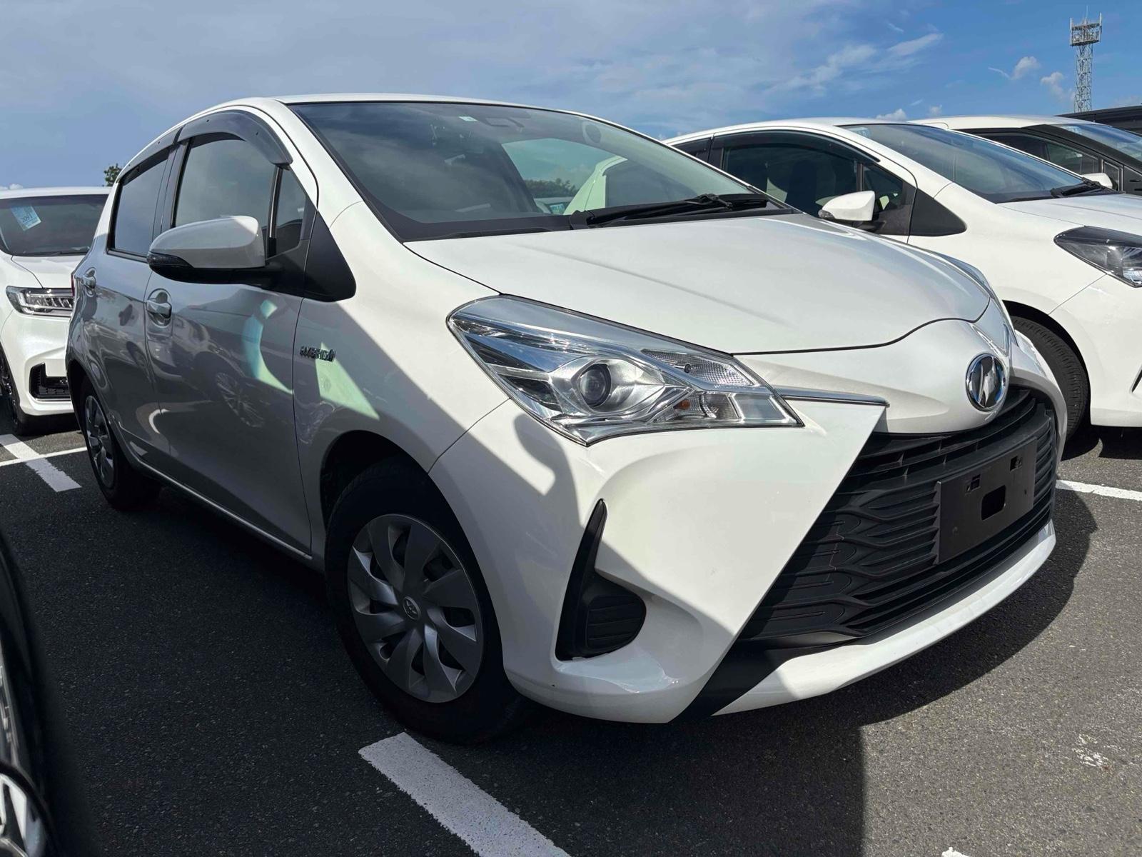 2018 Toyota VITZ 69,000 km