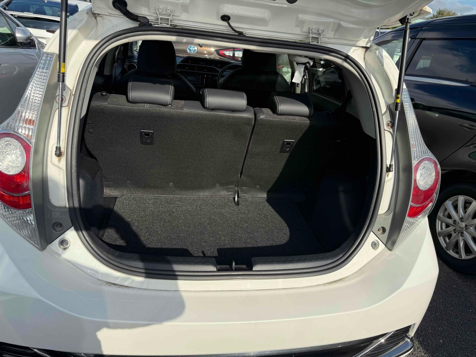 TOYOTA AQUA G G'S Image 16