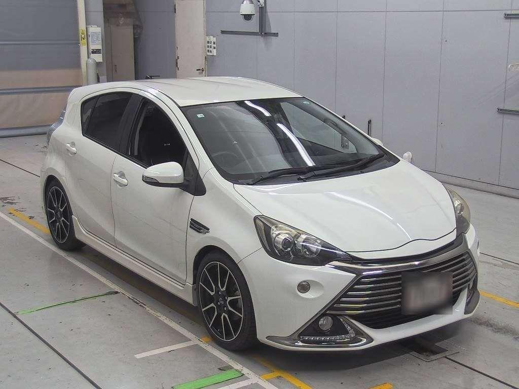 TOYOTA AQUA G G'S Image 8
