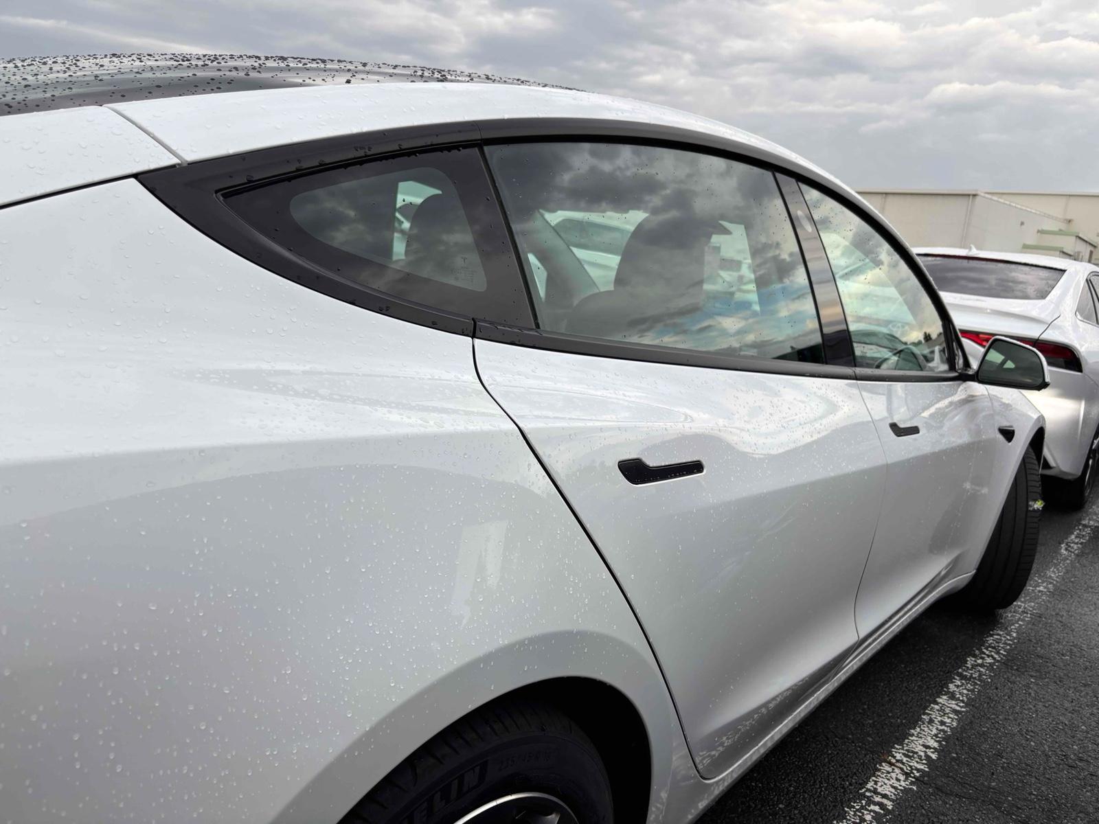 TESLA MODEL 3 STANDARD RANGE PLUS Image 9