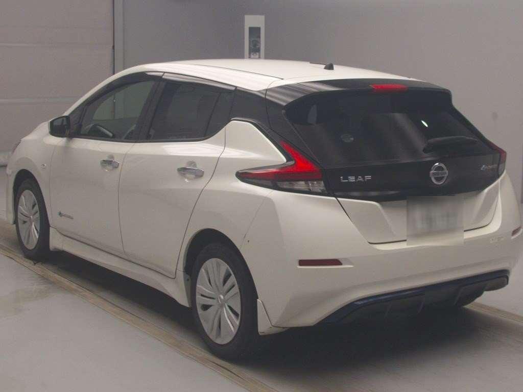 NISSAN LEAF S Image 7