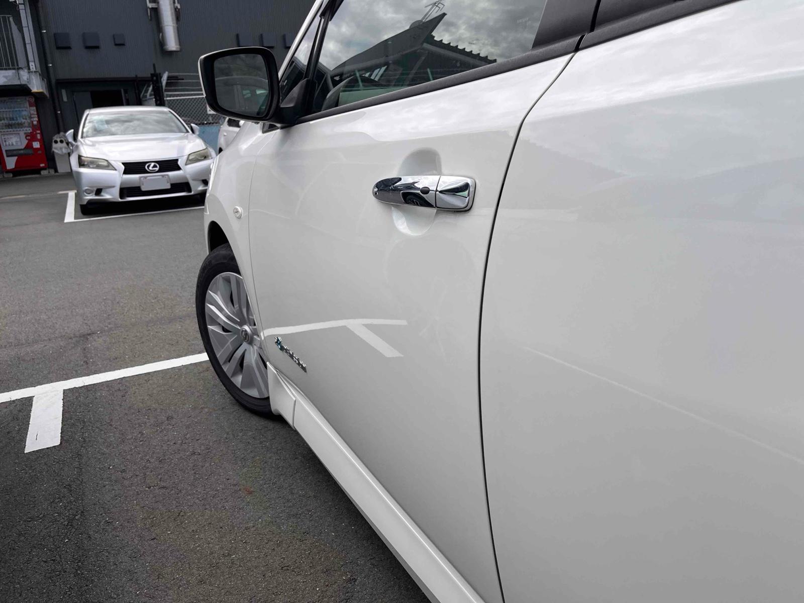 NISSAN LEAF S Image 18