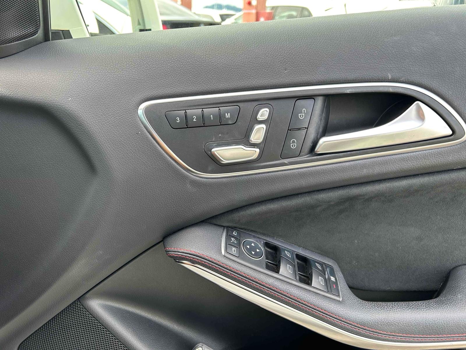 MERCEDES BENZ BENZ A CLASS A250 SPORT Image 7