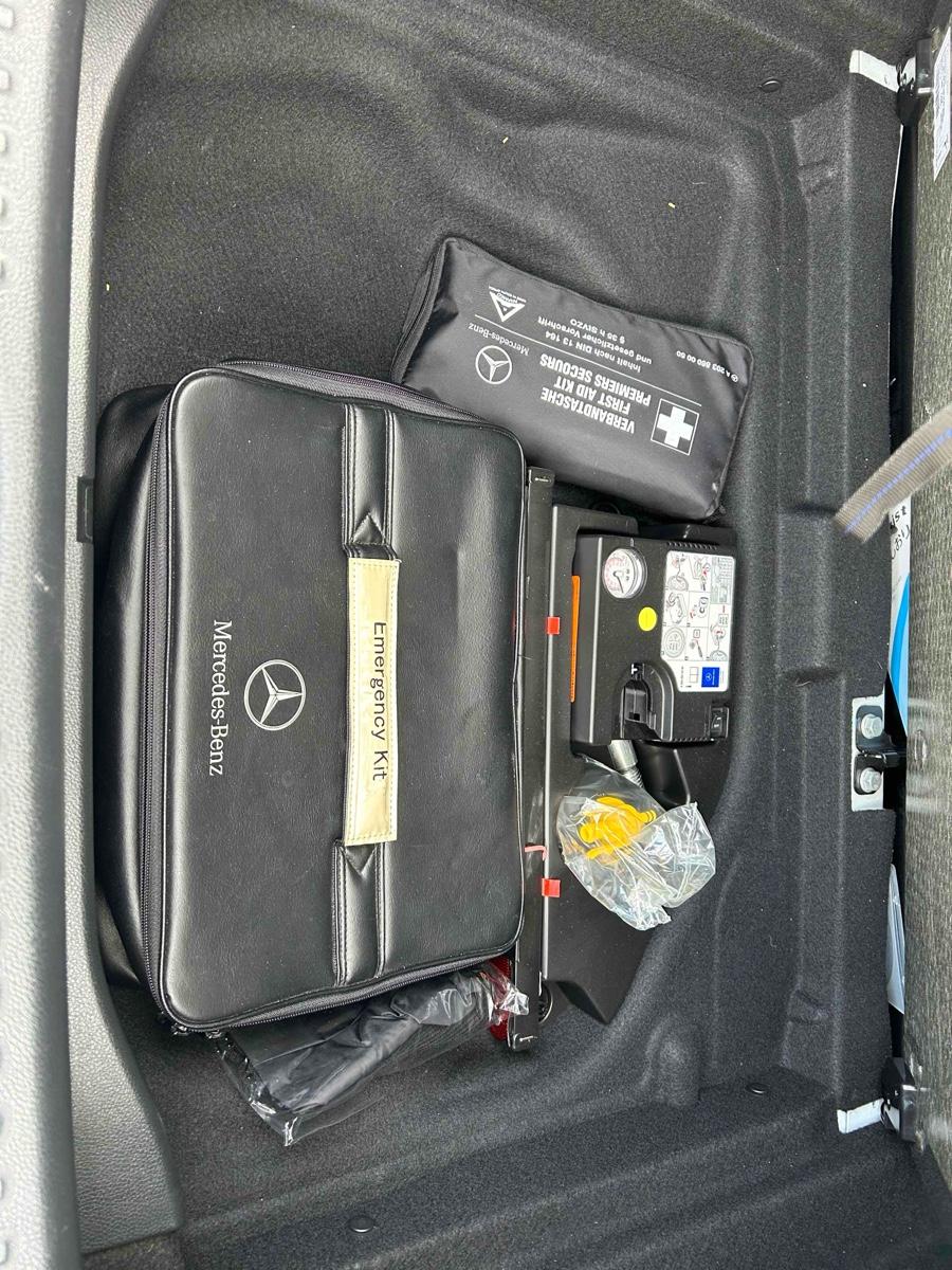 MERCEDES BENZ BENZ A CLASS A250 SPORT Image 17
